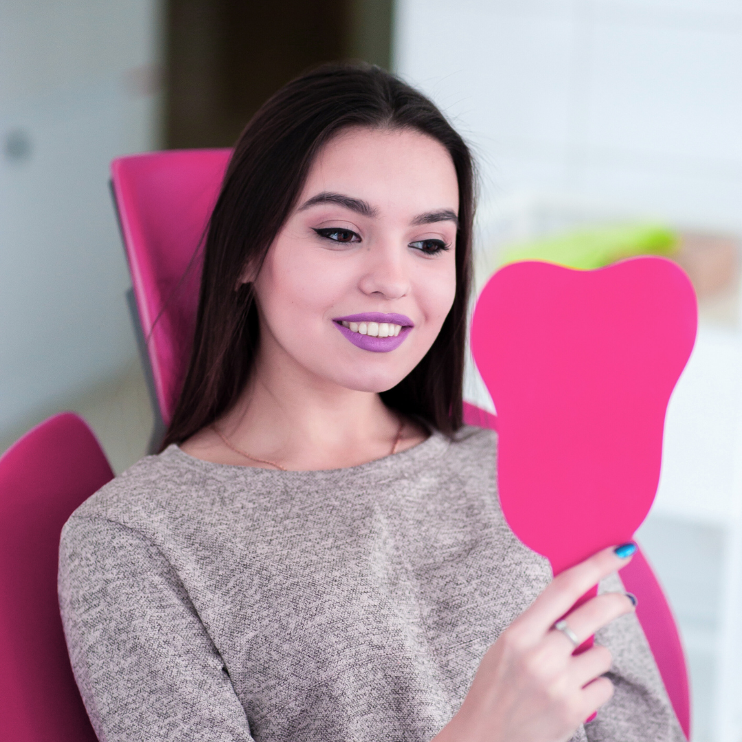 İda Dental Tooth-Shaped Patient Hand Mirror